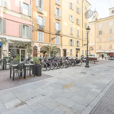 Raffinato Apt Vicino A Piazza Garibaldi X5 * Parma